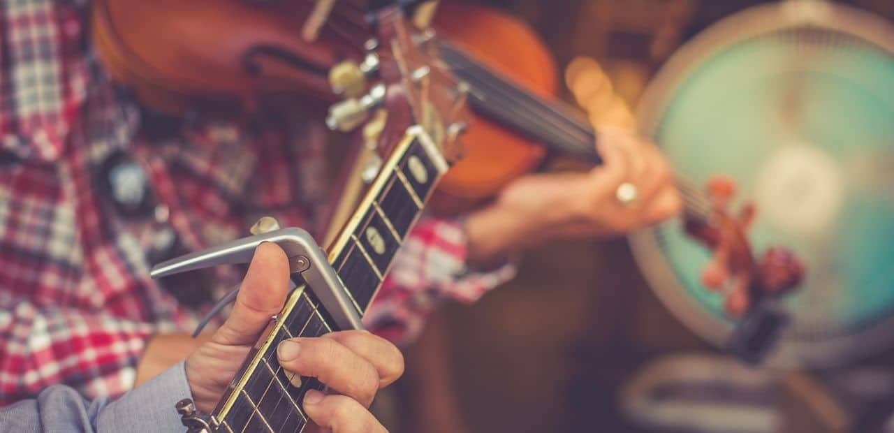 Musiker mit Gitarre