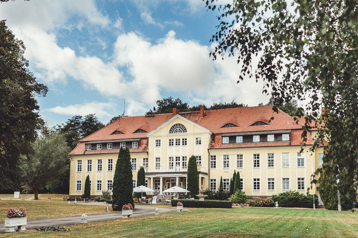 002Hochzeitsfotograf_Schloss_Wulkow_Iris_Woldt_C_G_6900