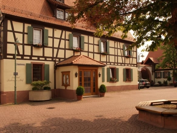 Hochzeit im romantischen Burgstadl
