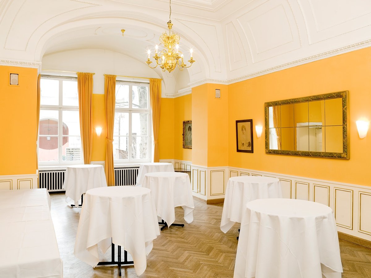 Hochzeit im Münchner Künstlerhaus am Lenbachplatz