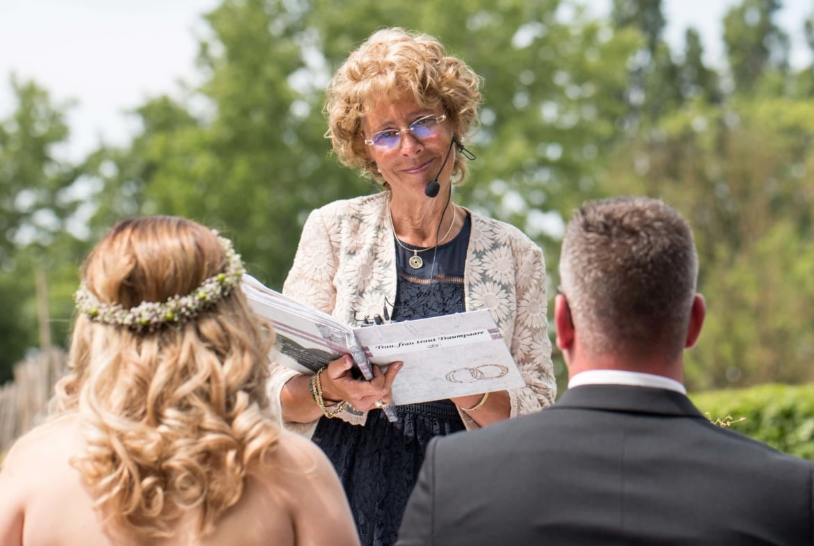 Freie Trauungen, Erneuerung Eheversprechen, Babywillkommensfeiern, Hochzeitsplanung