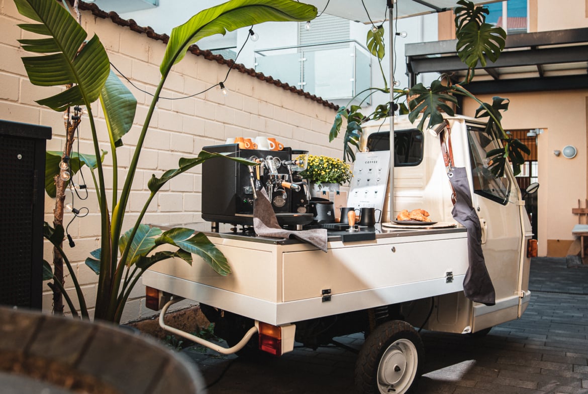 CLARA mobile Espresso Piaggio Ape| Kaffee Catering Barista