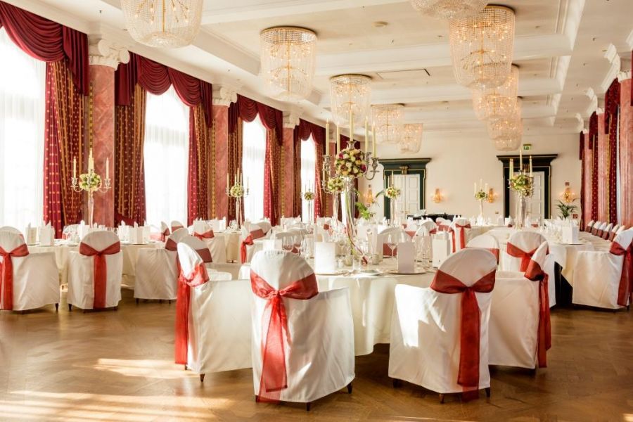 Traumhochzeit im Althoff Grandhotel Schloss Bensberg