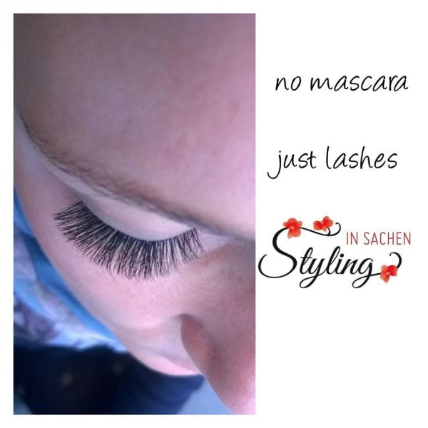 Brautstyling – Braut Nägel – Wimpern