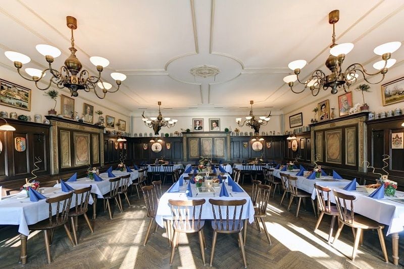 Hochzeit im Hirschgarten