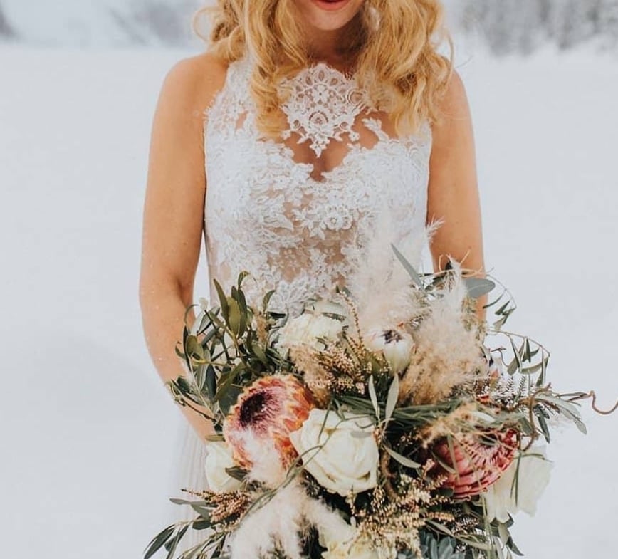 Blumenschmuck für ihre Hochzeit
