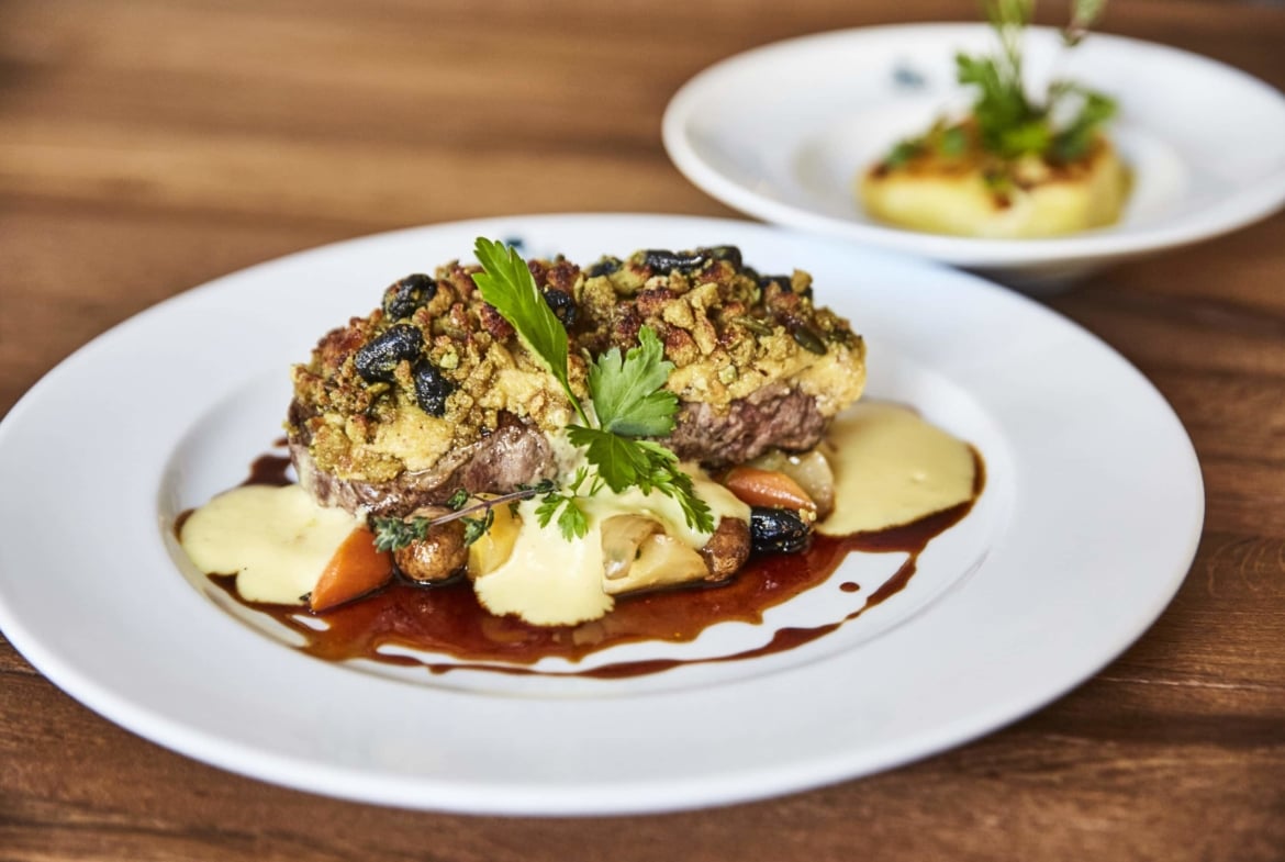 detailverliebte Hochzeitslocation im Münchner Umland