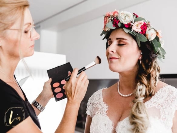 Brautstyling, Make-up und Haarstyling. Mobile Make-up Artist