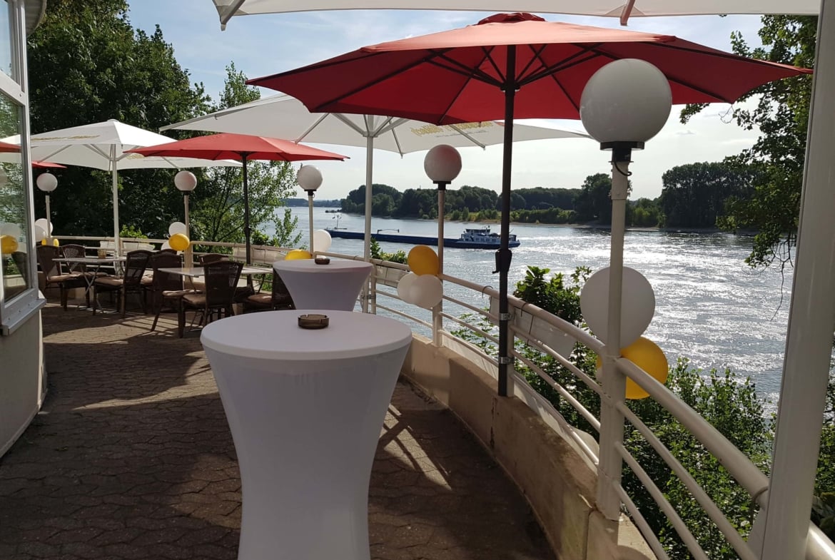 Hochzeit mit Rheinblick im Restaurant Rheinschauen