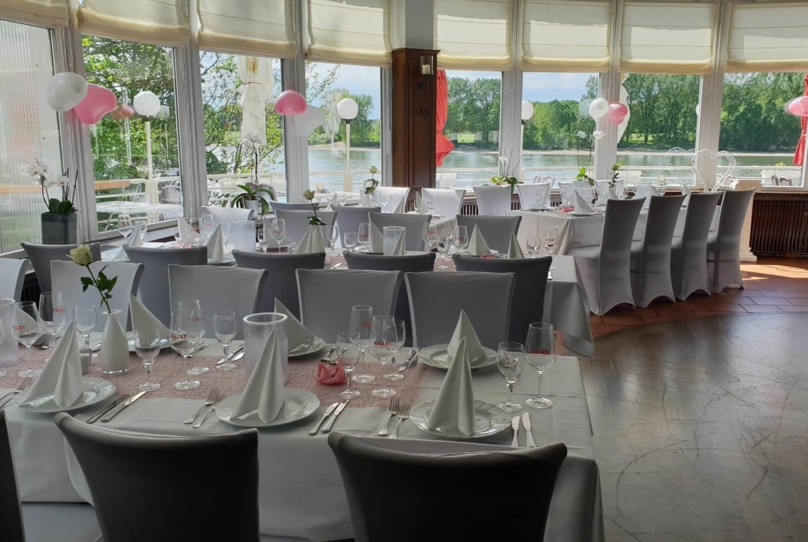 Hochzeit mit Rheinblick im Restaurant Rheinschauen