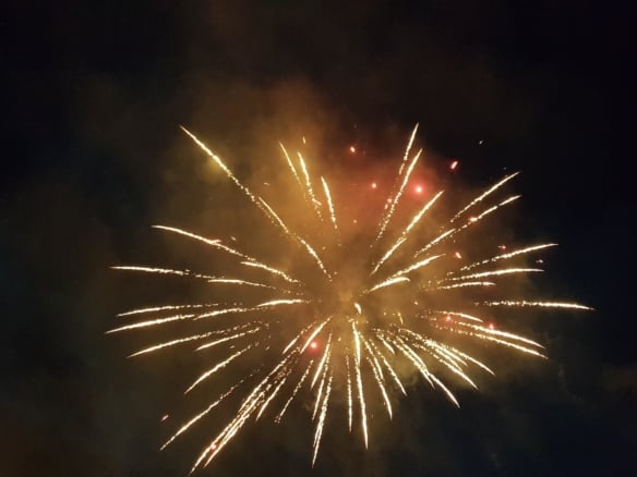 Feuerwerk für ihren schönsten Tag im Leben