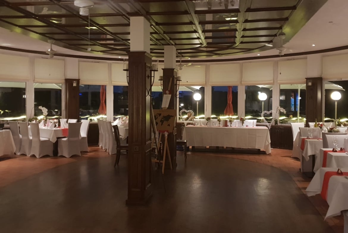 Hochzeit mit Rheinblick im Restaurant Rheinschauen