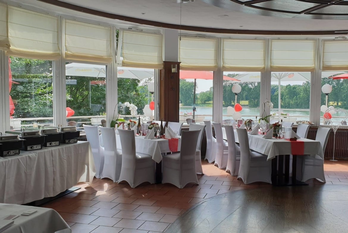 Hochzeit mit Rheinblick im Restaurant Rheinschauen