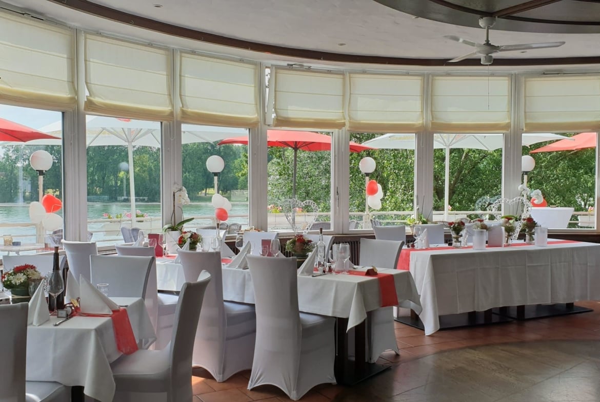Hochzeit mit Rheinblick im Restaurant Rheinschauen