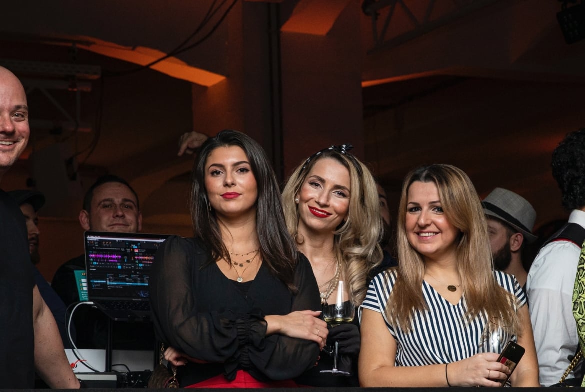 DJ für Hochzeiten und Feiern Frankfurt a. Main & Deutschland