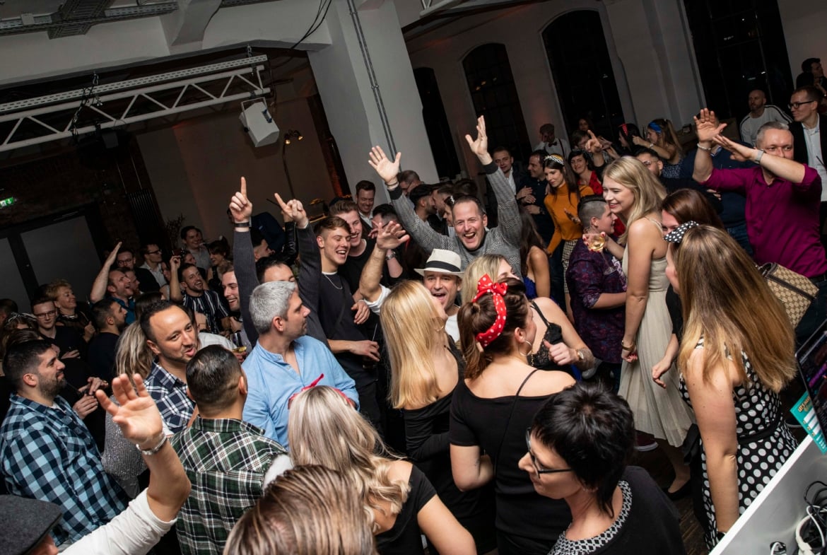 DJ für Hochzeiten und Feiern Frankfurt a. Main & Deutschland