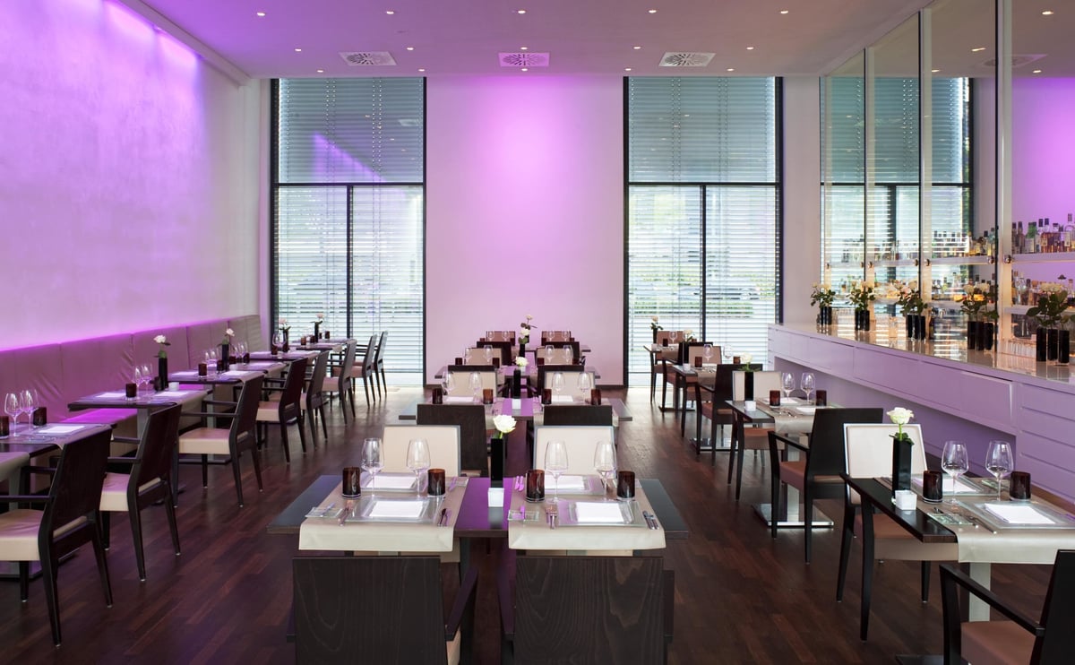23InnsideDusseldorfDerendorf-Restaurant-1