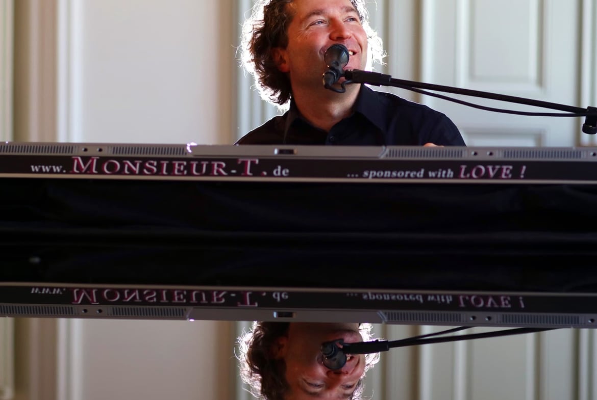 Pianist Sänger DJ für Ihre Hochzeit!