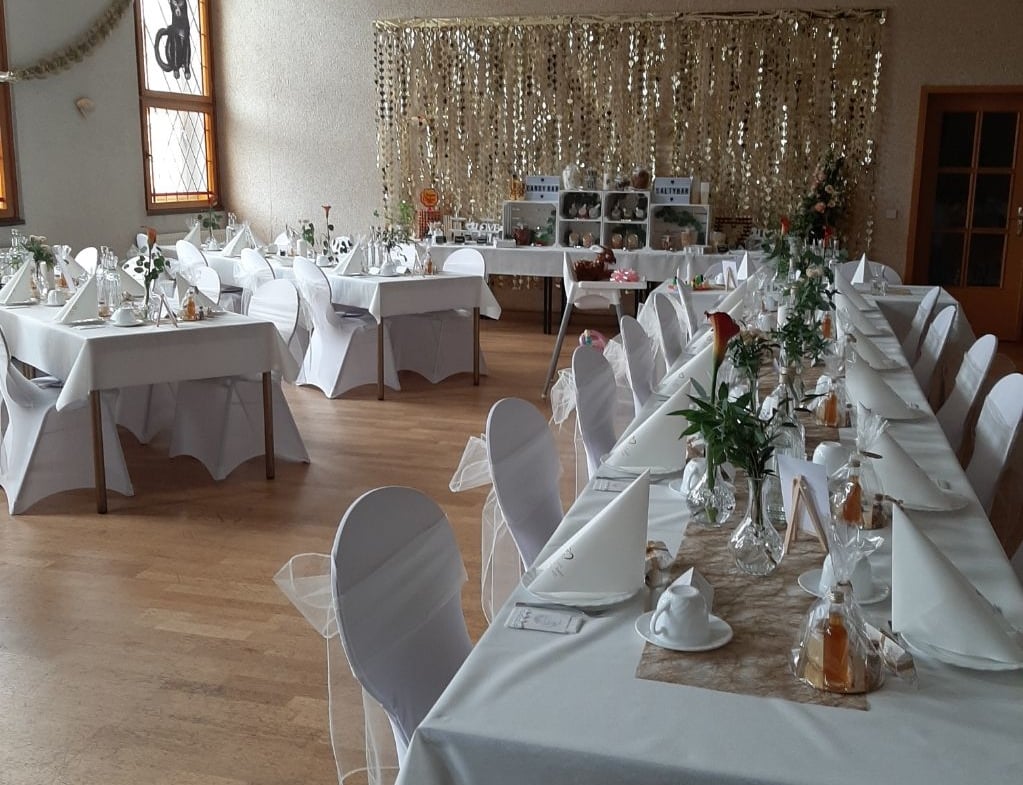 Ihre Traumhochzeit im Gasthof und Pension “Zur Katze”