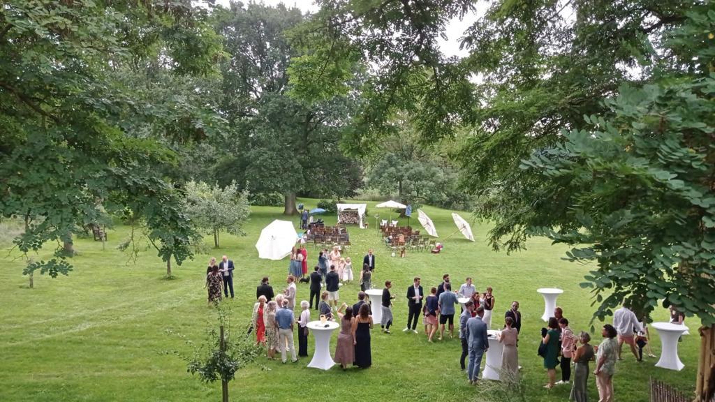 Scheunenhochzeit in Berlin/Brandenburg