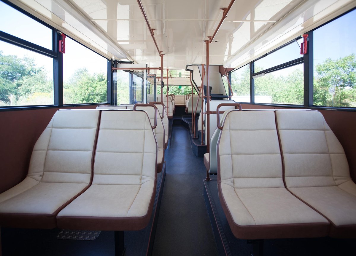 6-bus-innen