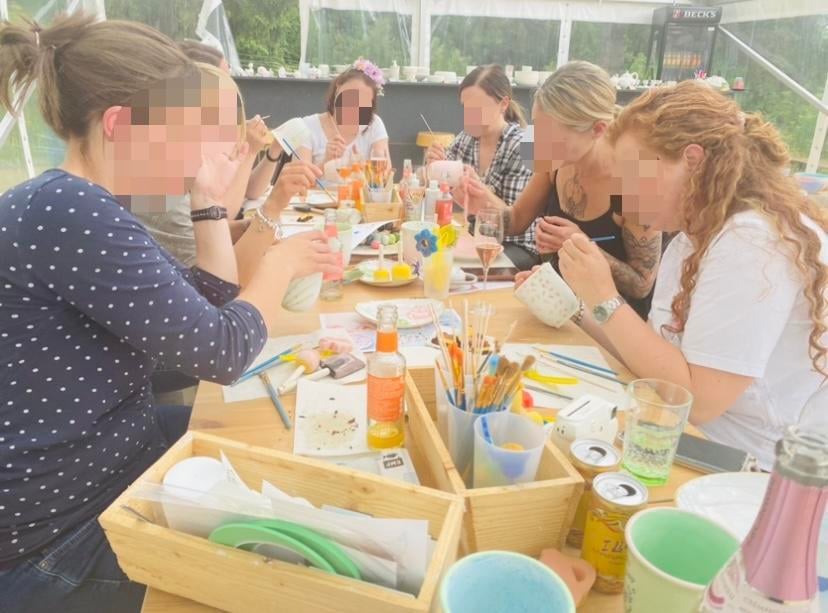 Party der anderen Art in der Keramikmalerei Paint Art