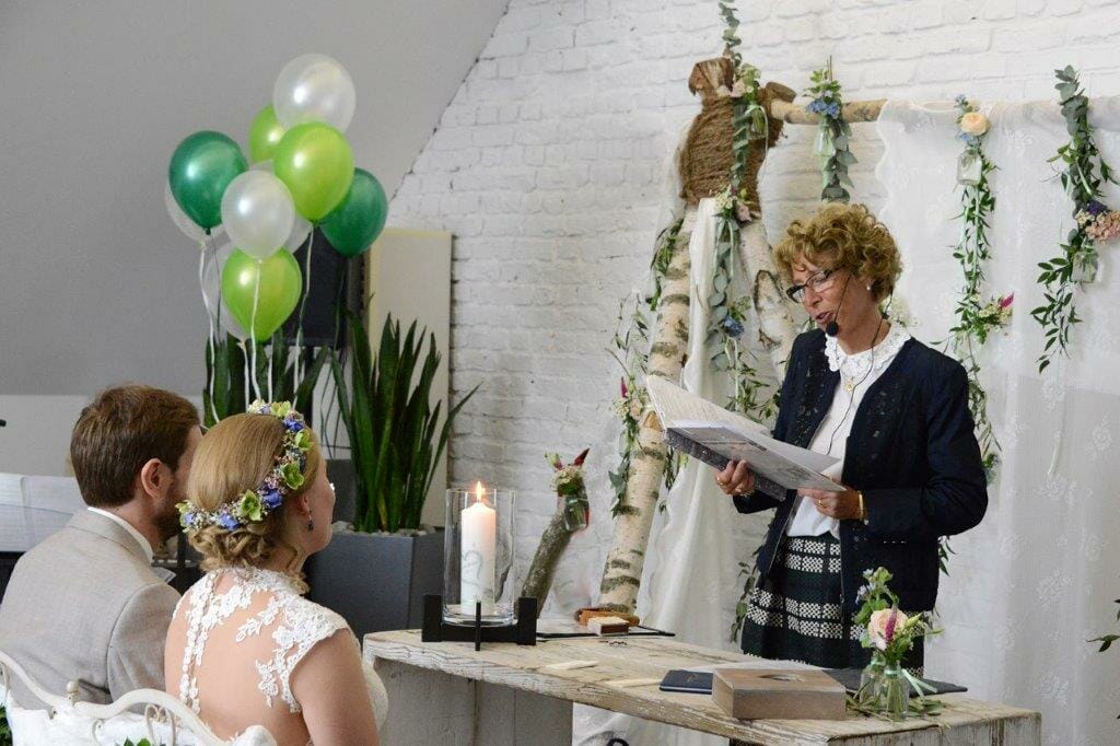 Freie Trauungen, Erneuerung Eheversprechen, Babywillkommensfeiern, Hochzeitsplanung
