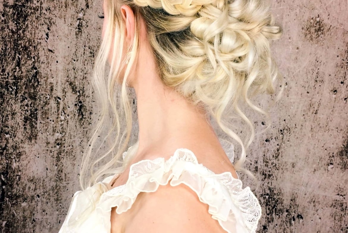 Stephie prof. Hair & Make up Artist – Brautstyling