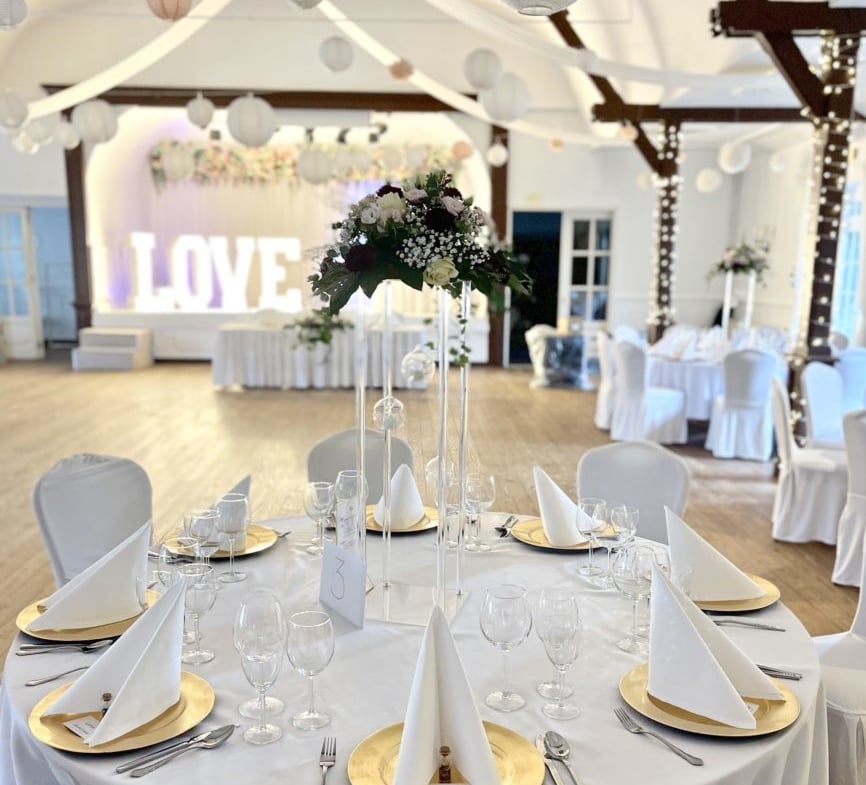 Hochzeit im Happiness