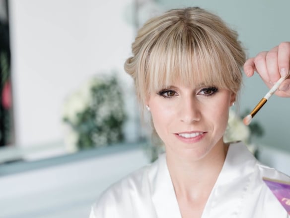 Bridal Stylist: elegant, romantic, modern & cool