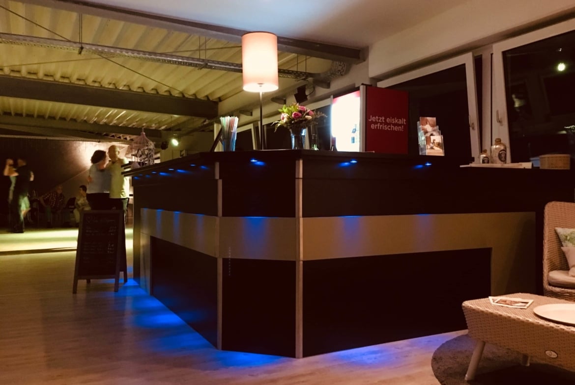 Hochzeitstanzkurs und Eventlocation mieten