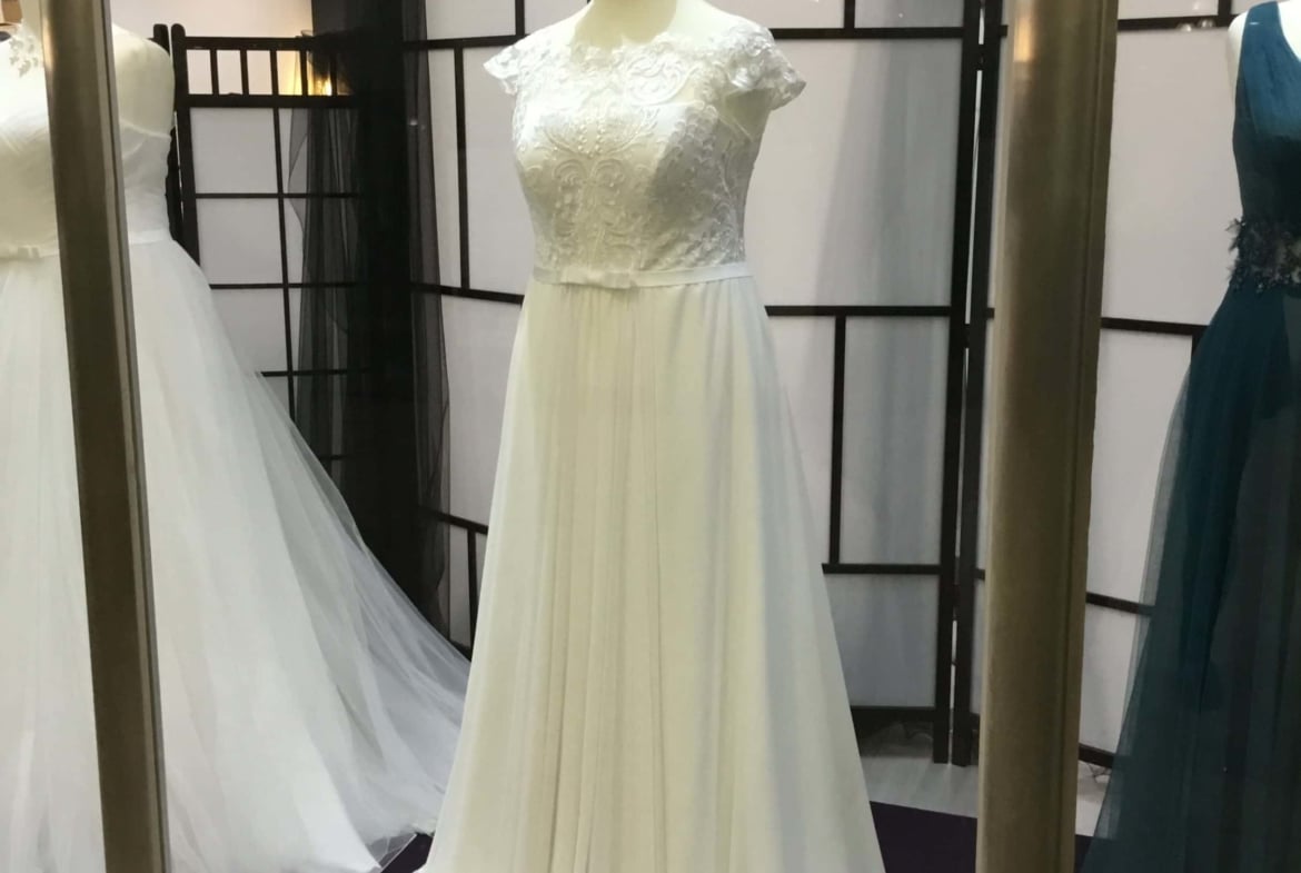 Bea’s Kleideratelier – Brautkleider/Abendmode bis Gr. 70