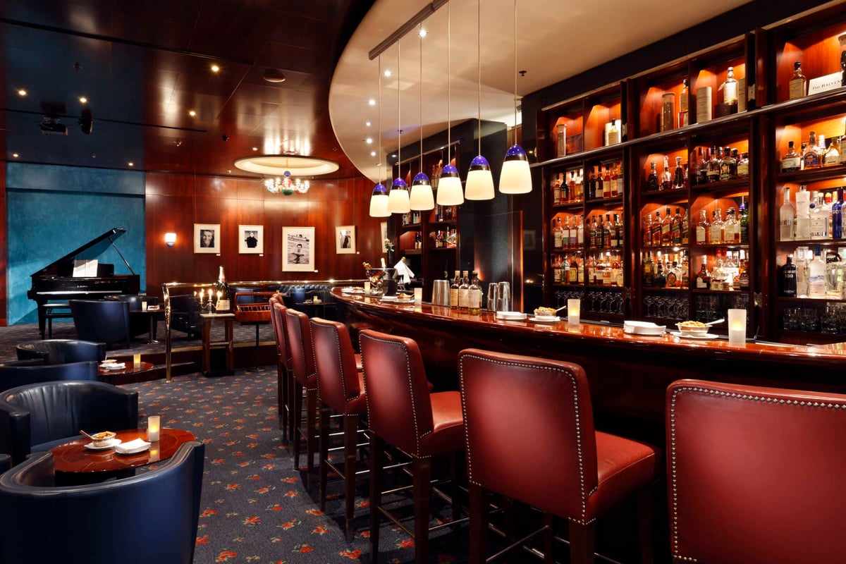 Bristol-Bar_Berlin_Charlottenburg-1