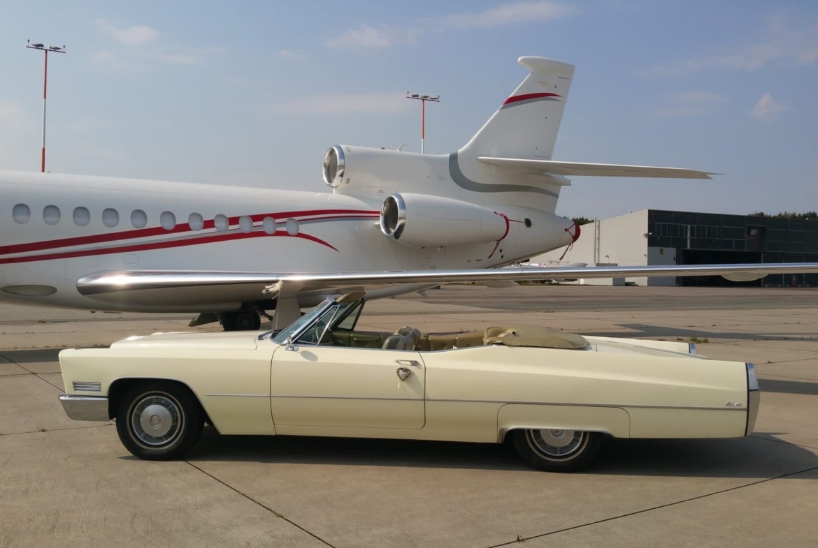 Oldtimer für Ihre Hochzeit VW Bulli, Cadillac oder Limousine
