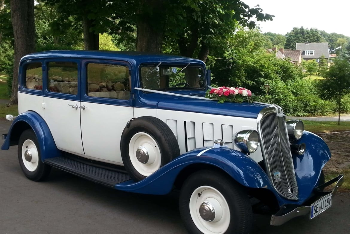 Oldtimer für Ihre Hochzeit VW Bulli, Cadillac oder Limousine