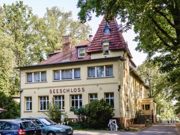 Für Ihre Traumhochzeit – Hotel Seeschloss am Bötzsee