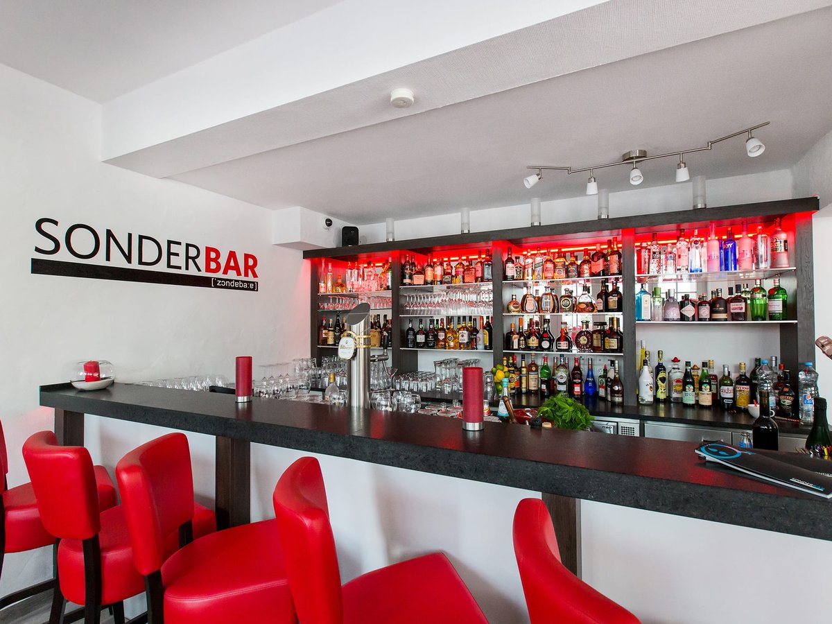 DORMERO_Designhotel_Rust_SONDERBAR01