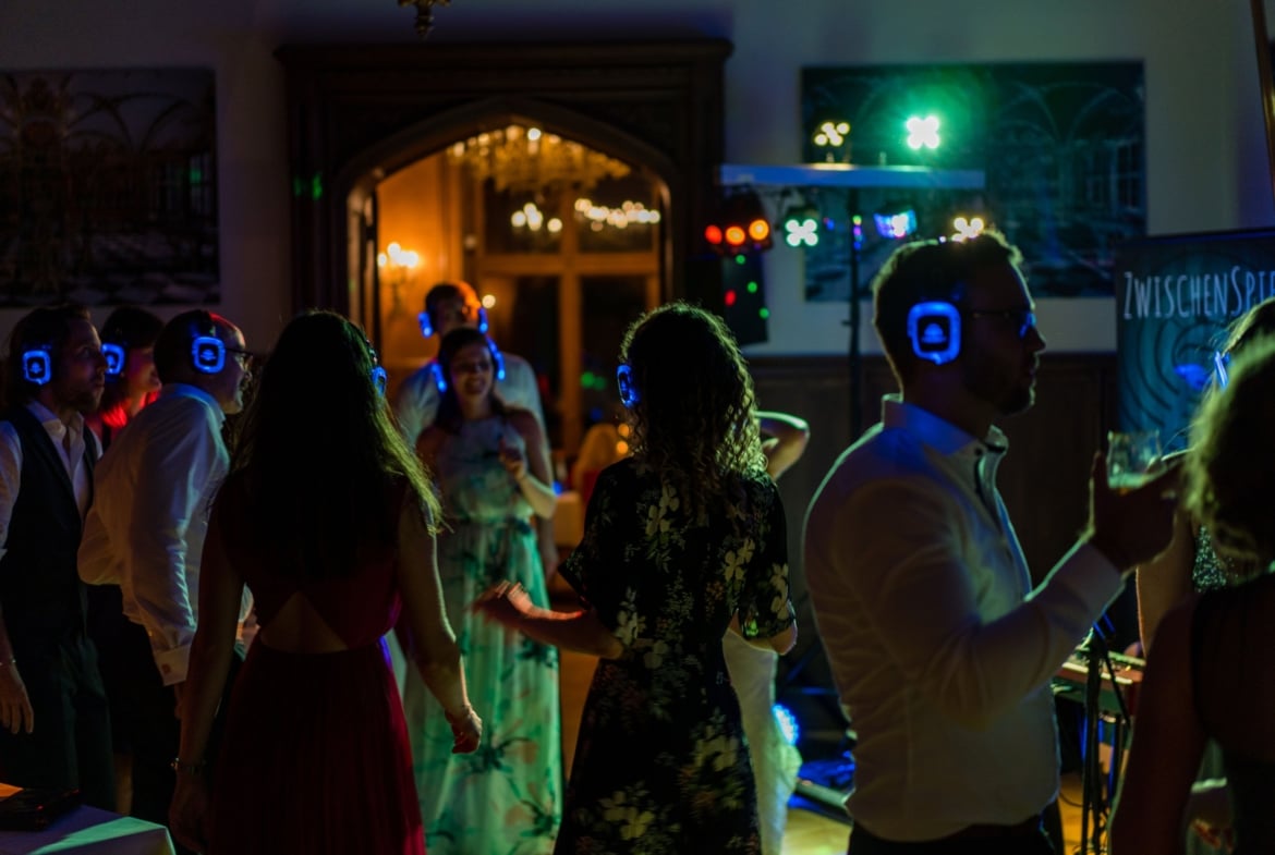 Zwischenspiel – Livemusik/ DJ & Freie Reden