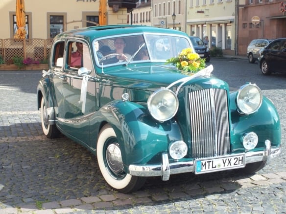 Oldtimer-Miete mit Chauffeuer