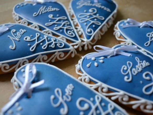 Einzigartige Tischkärtchen und Gastgeschenke aus Lebkuchen
