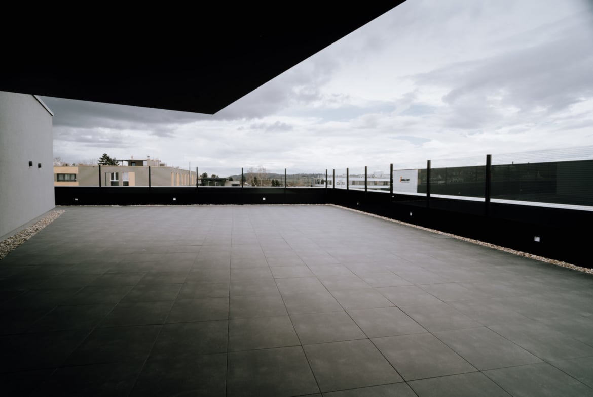 Hochzeit in einmaliger Architektur mit Dachterrasse