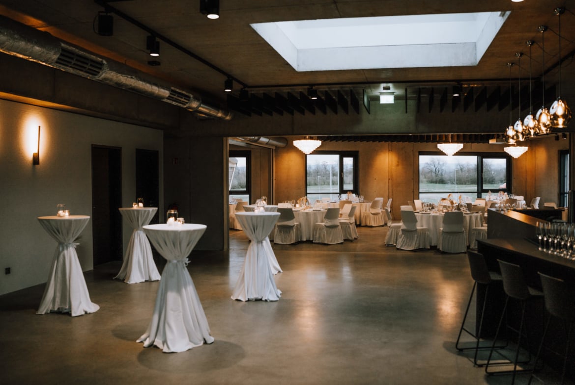 Hochzeit in einmaliger Architektur mit Dachterrasse