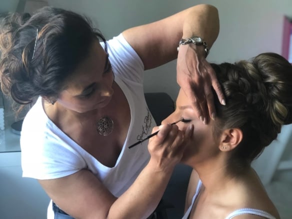 Make-up & Hairstyling vom Make-up Artist
