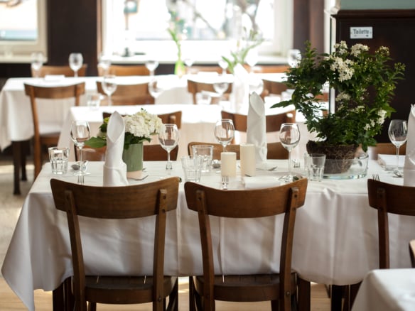 Hochzeitsfeier im Jules Verne Königswinter