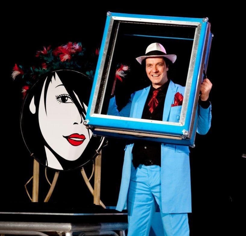 “Fantropia” die Sprache der Blumen / Magicshow