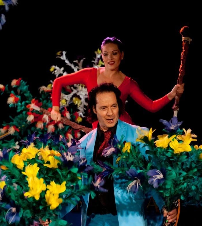 “Fantropia” die Sprache der Blumen / Magicshow