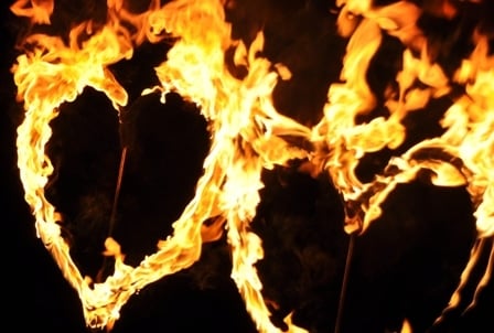 Feuershow, Kinderclown, Stelzenlauf, Hexe Ambrosia van Serpens