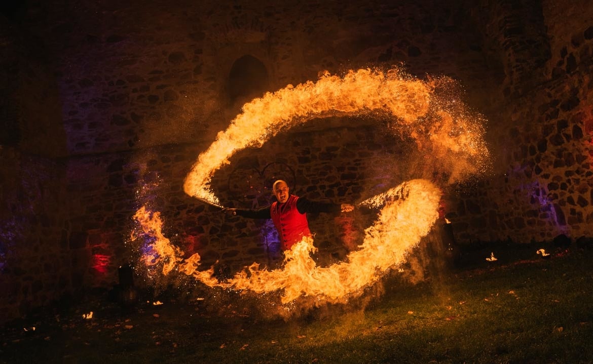 Freaks on Fire – Feuershow & Lichtshow