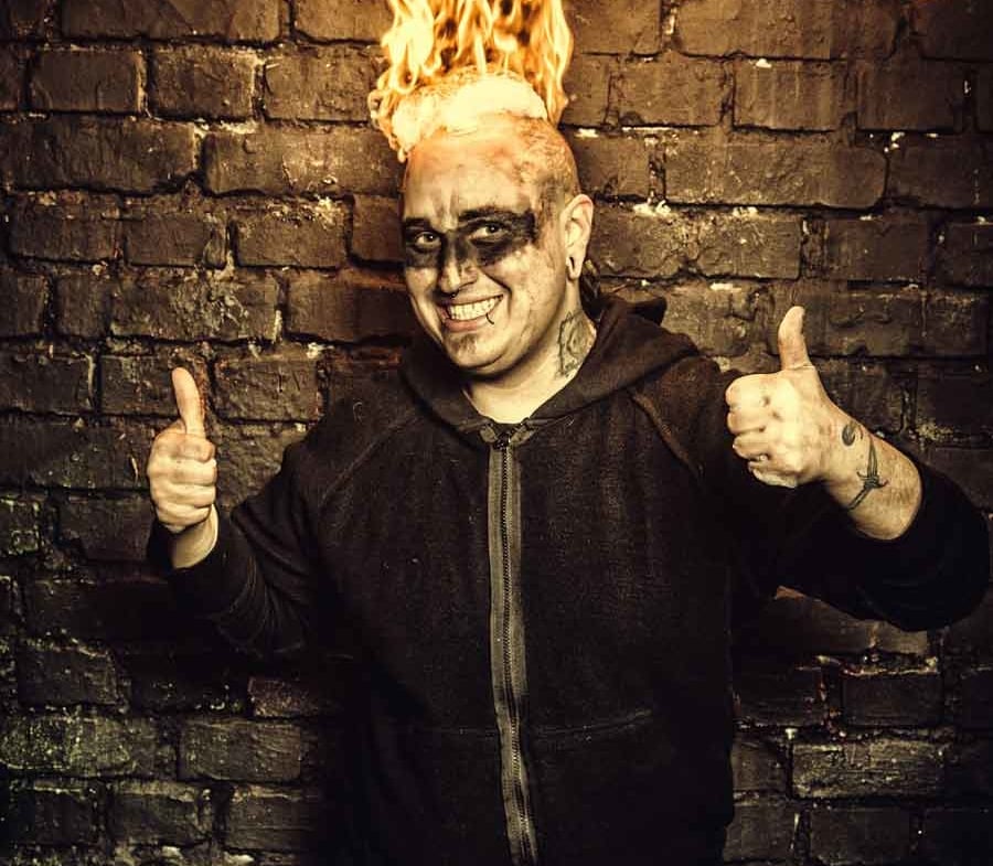 Freaks on Fire – Feuershow & Lichtshow