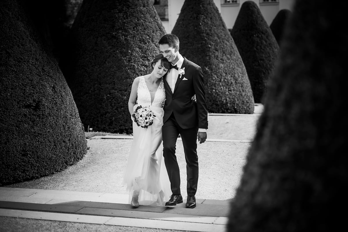 Ganz-in-Weiss-Hochzeitsfotografen-Leipzig-2020_02